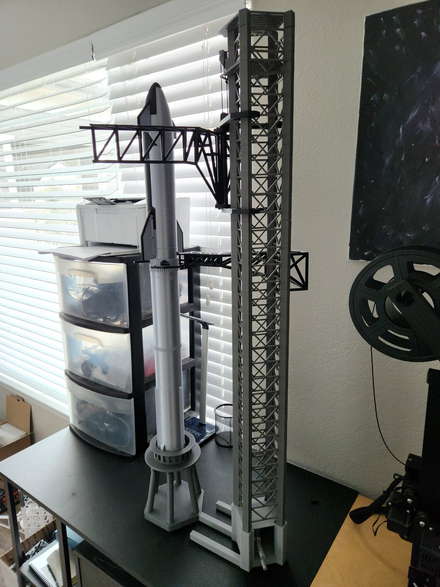 Mechazilla Launch Tower + Pad + Chopsticks — 1:144 Functional Replica