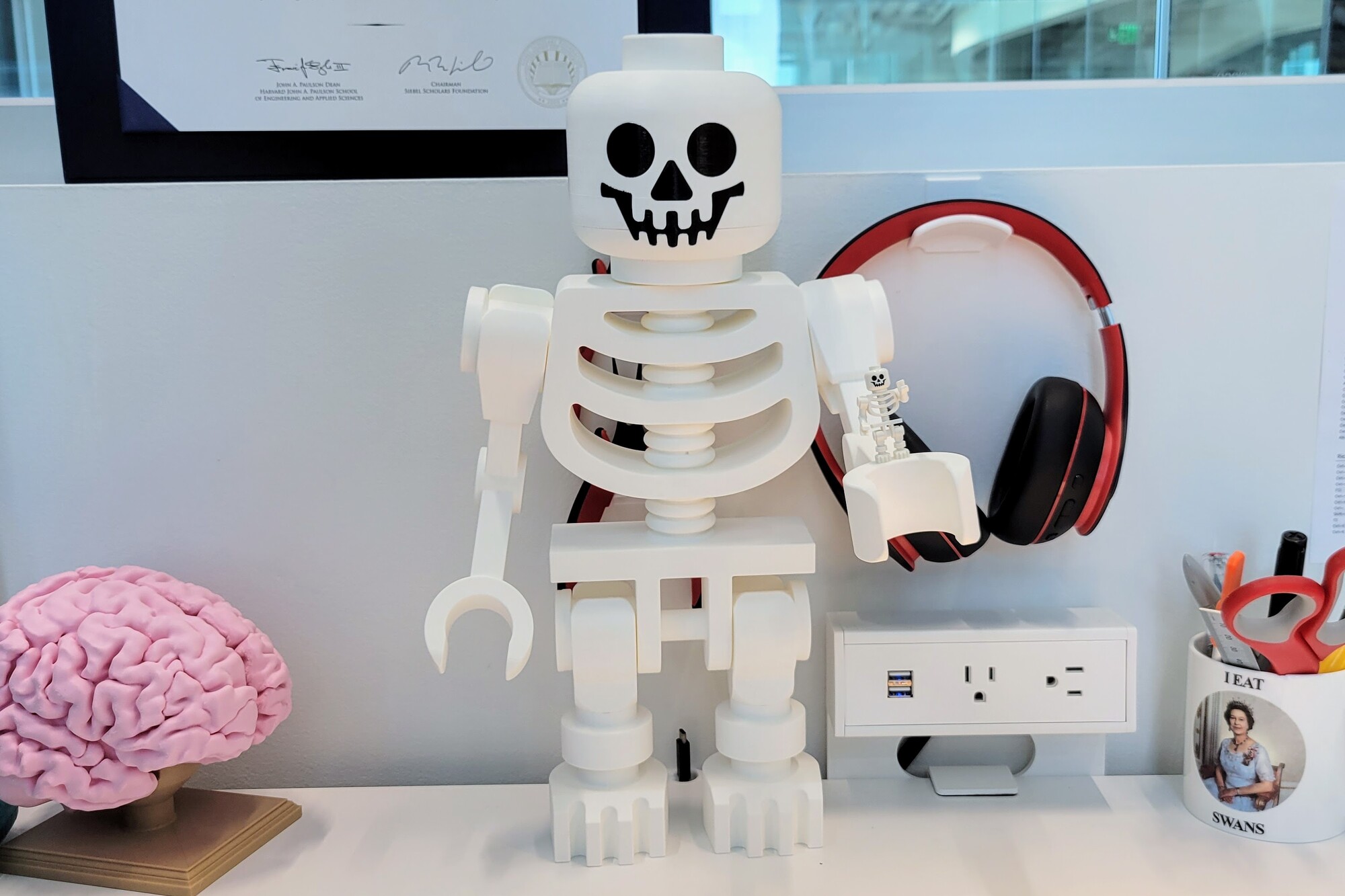Mega Brick Skeleton (10:1 scale)