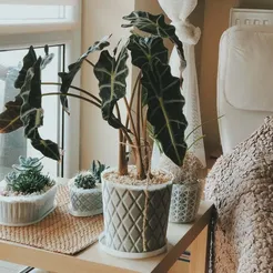 Big Vase Diamonds Planter